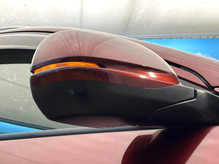 2014 Honda VEZEL DAA-RU3 (UW-69ef58d81eec8)[16]