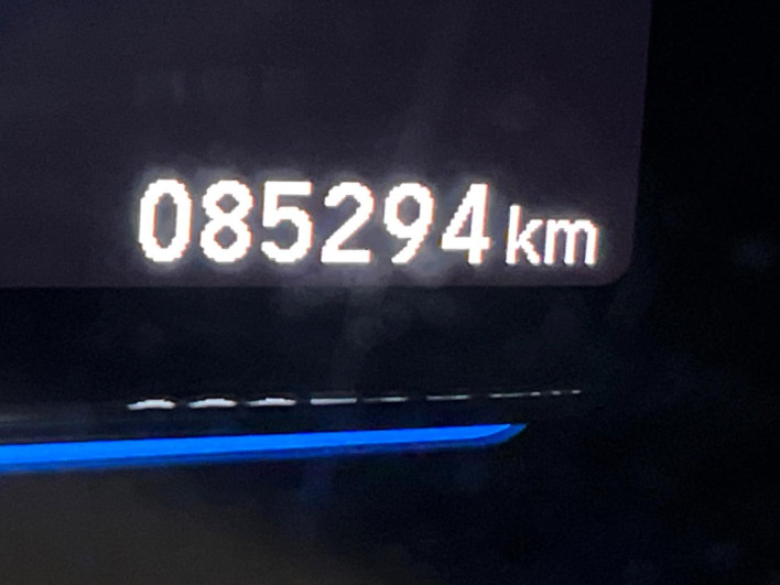 2014 Honda VEZEL DAA-RU3 (UW-69ef58d81eec8)[2]