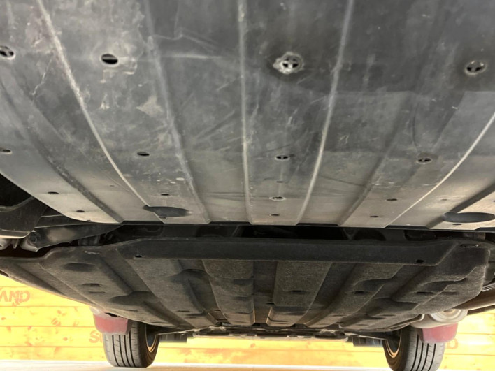 2014 Honda VEZEL DAA-RU3 (UW-69ef58d81eec8)[24]