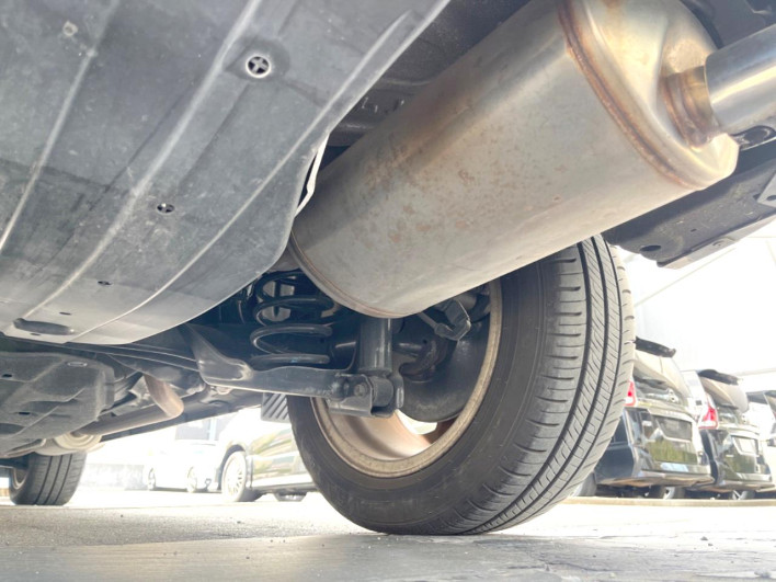 2014 Honda VEZEL DAA-RU3 (UW-69ef58d84fde0)[21]