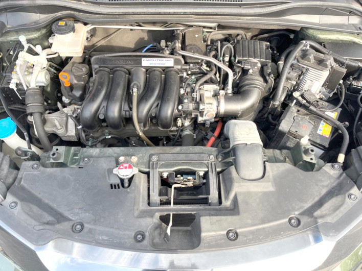 2014 Honda VEZEL DAA-RU3 (UW-69ef58d84fde0)[4]