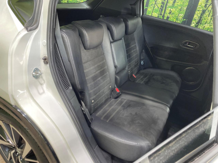 2016 Honda VEZEL DAA-RU3 (UW-69ef58d889a3b)[27]