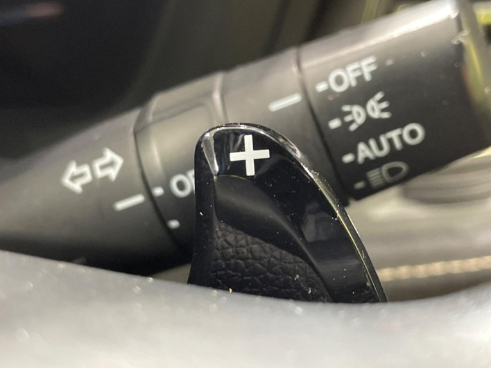 2016 Honda VEZEL DAA-RU3 (UW-69ef58d889a3b)[21]