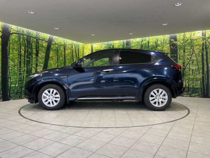 2020 Honda VEZEL DAA-RU4 (UW-69ef58da27eec)[13]