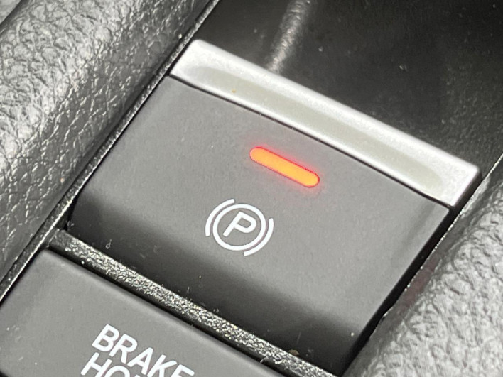 2021 Honda VEZEL 6AA-RV5 (UW-69ef58dae27b3)[21]