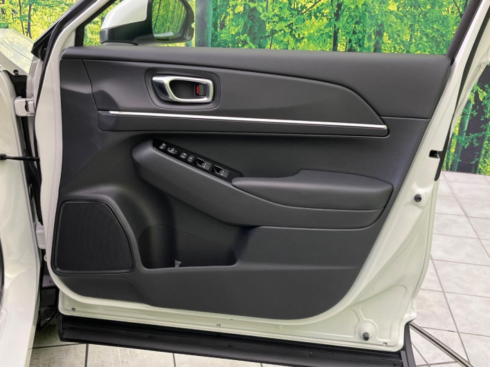 2023 Honda VEZEL 6AA-RV5 (UW-69ef58dc19660)[12]