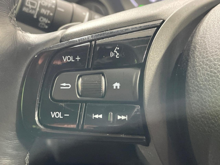 2024 Honda VEZEL 6AA-RV5 (UW-69ef58dc6eb6c)[28]