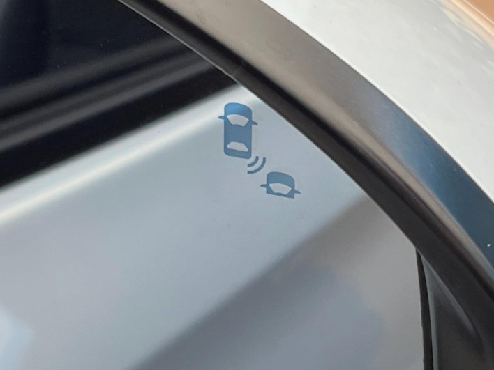 2021 Honda VEZEL 6AA-RV6 (UW-69ef58dd0cc88)[4]