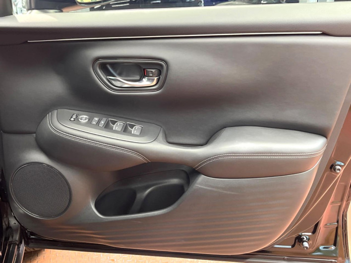 2023 Honda ZR-V 5BA-RZ3 (UW-69ef58dd82e38)[19]