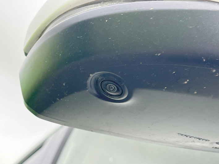 2023 Honda ZR-V 6AA-RZ4 (UW-69ef58de96b90)[15]