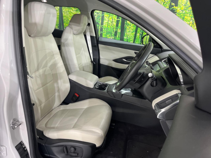 2019 Jaguar E Pace DBA-DF2XA (UW-69ef58e0d61d0)[16]