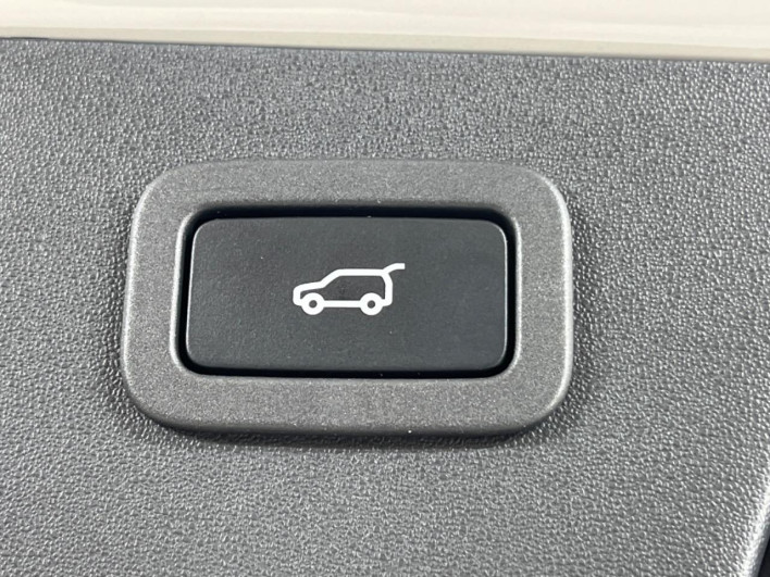 2019 Jaguar E Pace DBA-DF2XA (UW-69ef58e0d61d0)[25]
