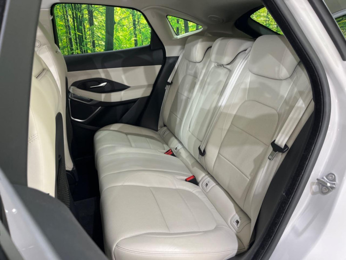 2019 Jaguar E Pace DBA-DF2XA (UW-69ef58e0d61d0)[19]