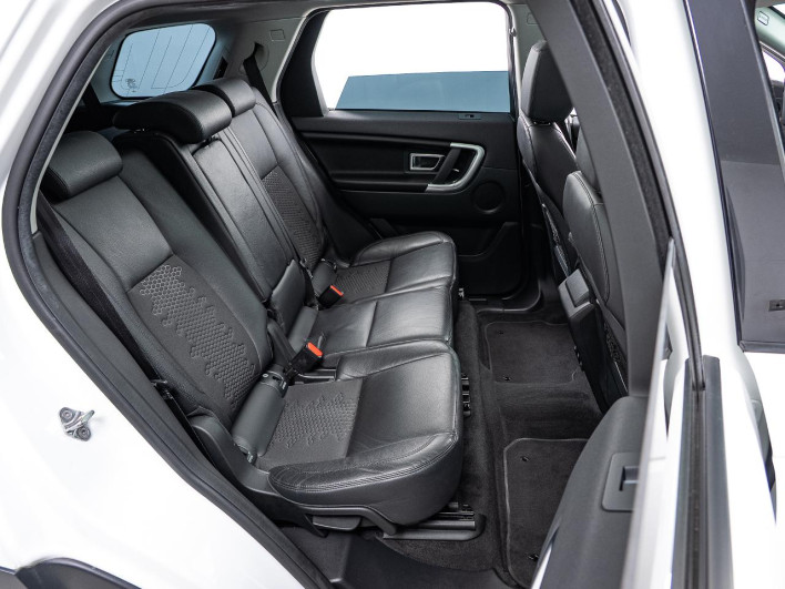 2018 Land Rover Discovery Sport LDA-LC2NB (UW-69ef58e100638)[24]