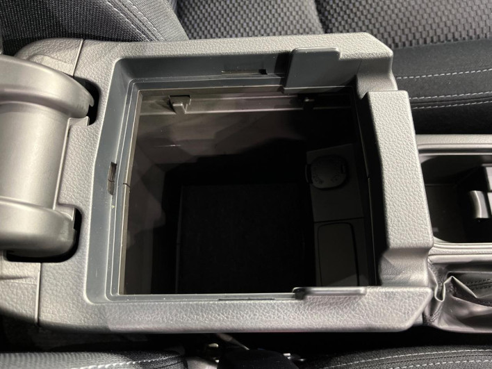 2013 Subaru Forester DBA-SJ5 (UW-69ef58e1bc331)[15]