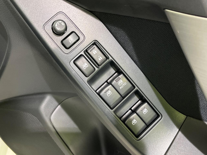 2013 Subaru Forester DBA-SJ5 (UW-69ef58e1bc331)[7]