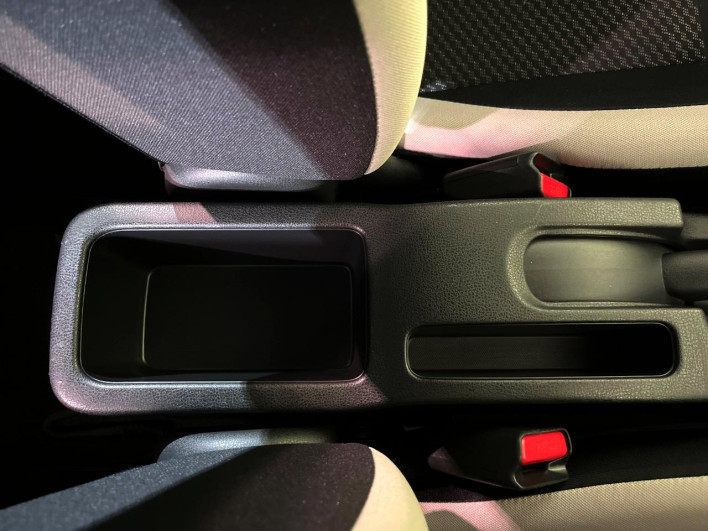 2021 Nissan Note DAA-SNE12 (UW-69ef58e4c26d8)[18]