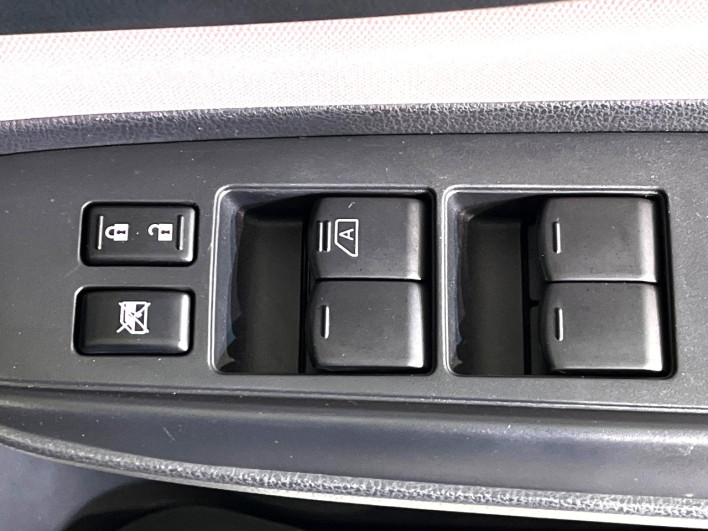 2021 Nissan Note DAA-SNE12 (UW-69ef58e4c26d8)[7]