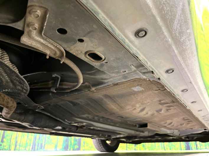 2021 Nissan Note DAA-SNE12 (UW-69ef58e4c26d8)[29]