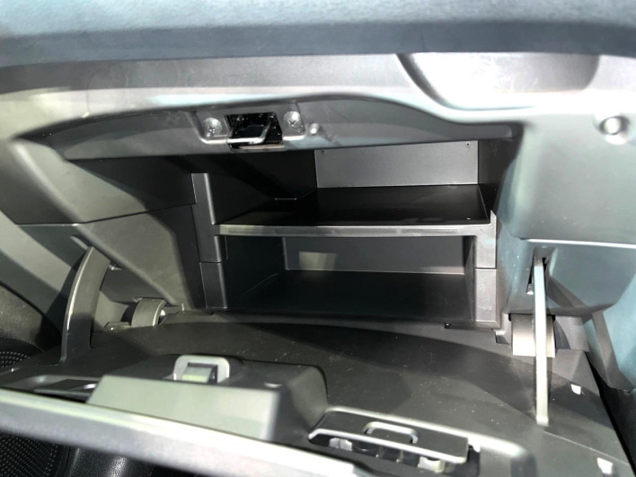 2021 Nissan Note DAA-SNE12 (UW-69ef58e4c26d8)[20]