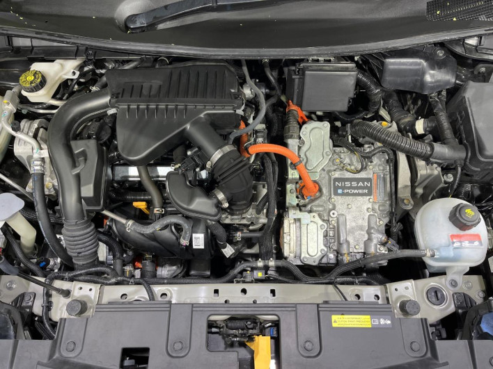 2021 Nissan Note 6AA-SNE13 (UW-69ef58e5596af)[10]