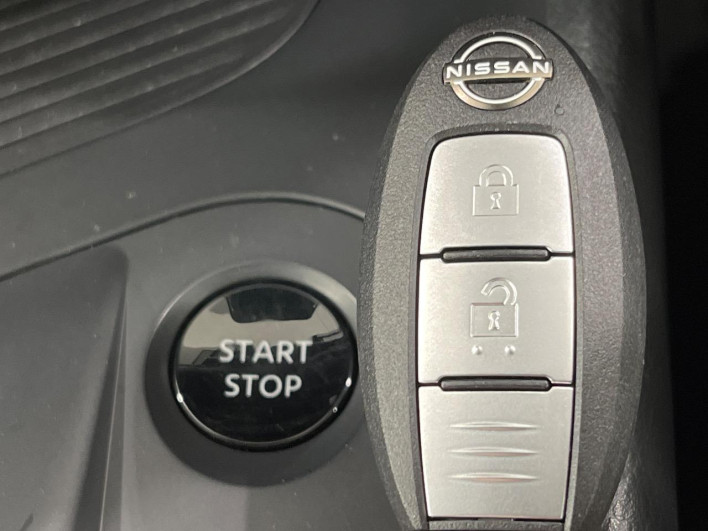 2022 Nissan Note 6AA-SNE13 (UW-69ef58e588716)[16]