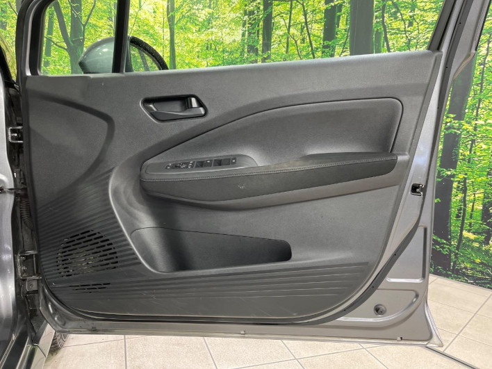 2022 Nissan Note 6AA-SNE13 (UW-69ef58e6bd693)[12]