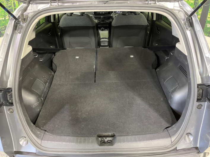 2022 Nissan Note 6AA-SNE13 (UW-69ef58e6bd693)[7]