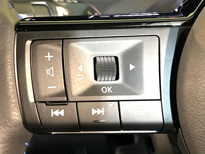 2023 Nissan Note 6AA-SNE13 (UW-69ef58e6e552c)[22]