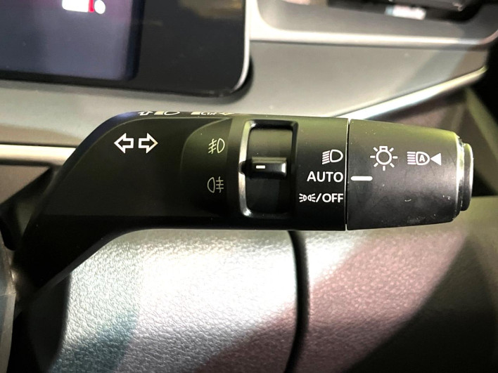 2023 Nissan Note 6AA-SNE13 (UW-69ef58e6e552c)[24]