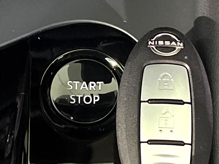 2023 Nissan Note 6AA-SNE13 (UW-69ef58e6e552c)[11]