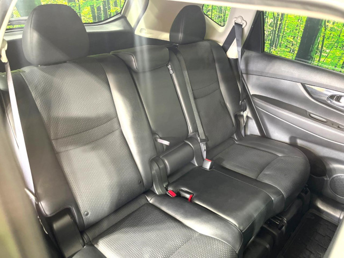 2018 Nissan X-Trail DBA-T32 (UW-69ef58e75e6b9)[27]