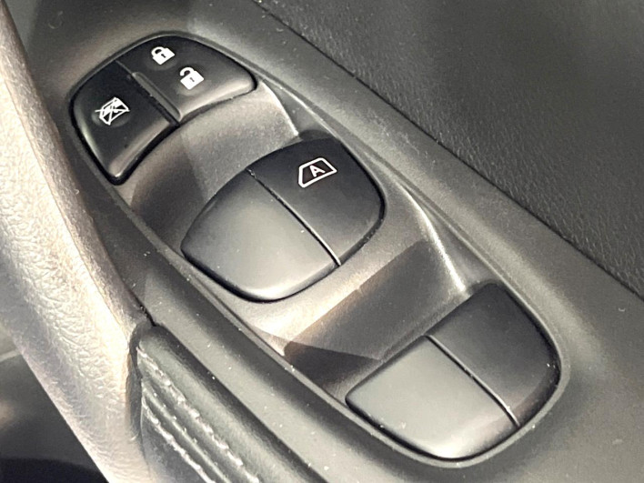 2018 Nissan X-Trail DBA-T32 (UW-69ef58e75e6b9)[25]