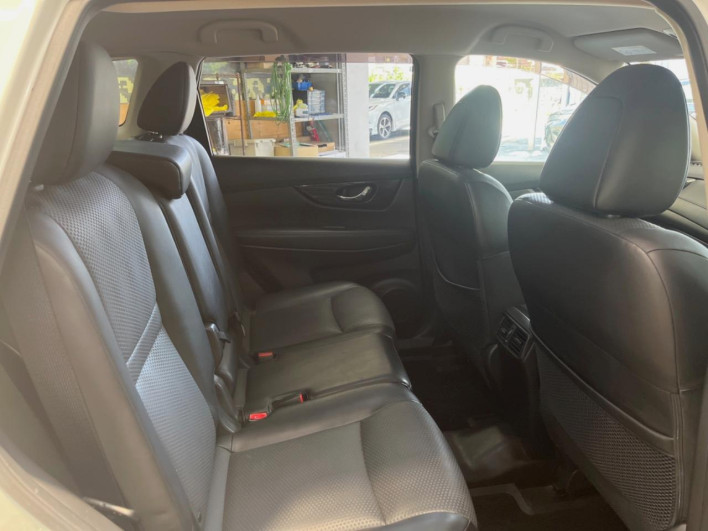 2018 Nissan X-Trail DBA-T32 (UW-69ef58e77dfe3)[26]