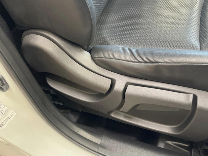 2018 Nissan X-Trail DBA-T32 (UW-69ef58e77dfe3)[24]