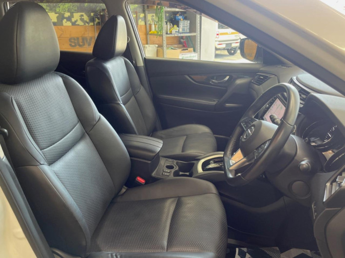 2018 Nissan X-Trail DBA-T32 (UW-69ef58e77dfe3)[23]