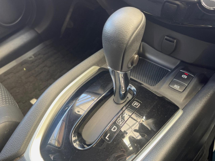 2018 Nissan X-Trail DBA-T32 (UW-69ef58e77dfe3)[11]