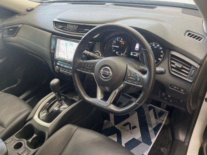 2018 Nissan X-Trail DBA-T32 (UW-69ef58e77dfe3)[22]