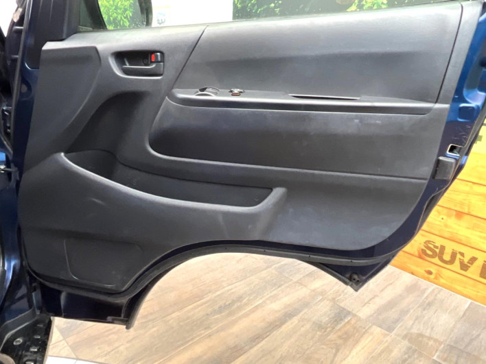 2019 Toyota Hiace Van CBF-TRH200V (UW-69ef58e93323b)[17]