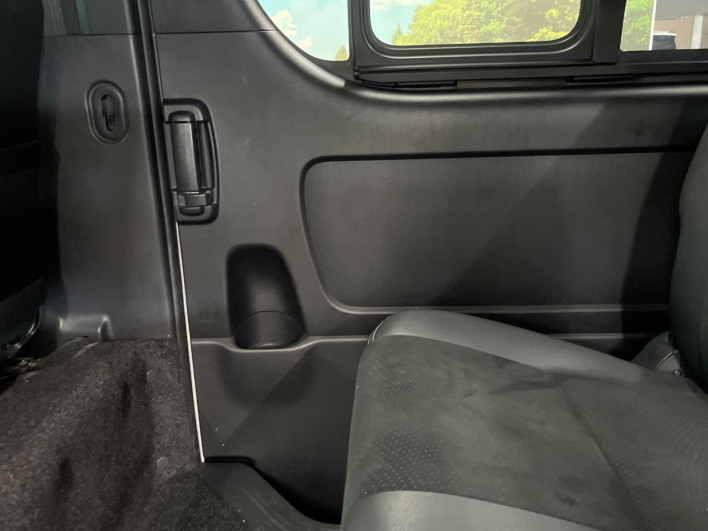 2020 Toyota Hiace Van 3BF-TRH216K (UW-69ef58e957694)[13]