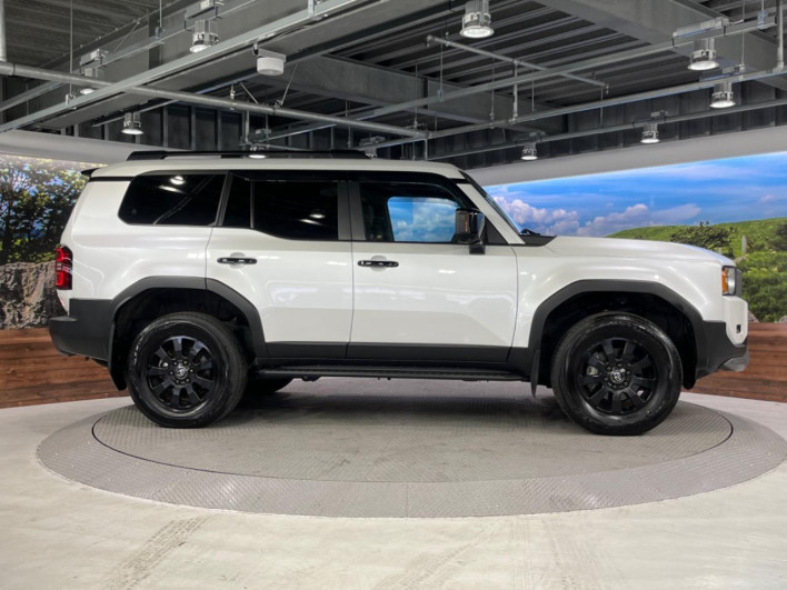 2024 Toyota Land Cruiser 250 3BA-TRJ250W (UW-69ef58eaec533)[21]