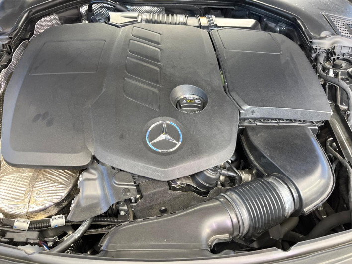 2023 Mercedes Benz C CLASS STATION WAGON 3CA-206204C (UW-69ef58ee70ea5)[11]