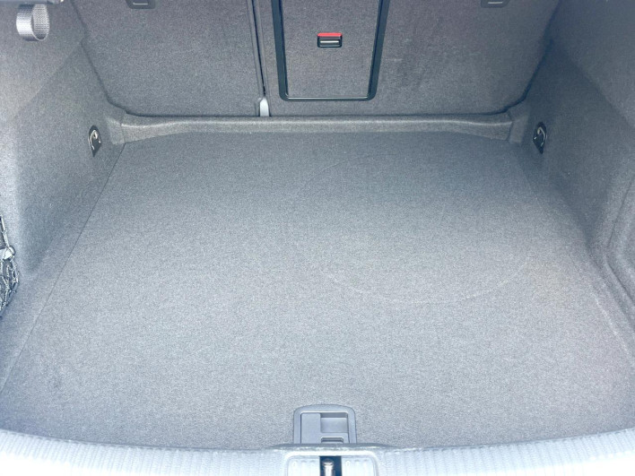 2015 Audi S3 Sedan ABA-8VCJXL (UW-69ef58f07c185)[14]