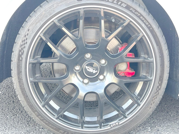 2015 Audi S3 Sedan ABA-8VCJXL (UW-69ef58f07c185)[15]