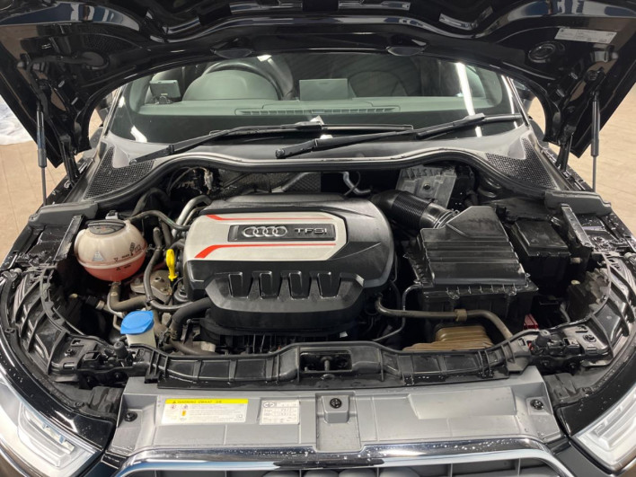 2016 Audi S1 Sportback ABA-8XCWZF (UW-69ef58f096782)[27]