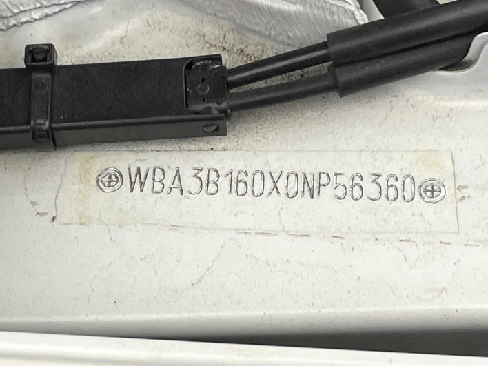 2013 BMW 3 Series DBA-3B20 (UW-69ef58f0e0580)[1]