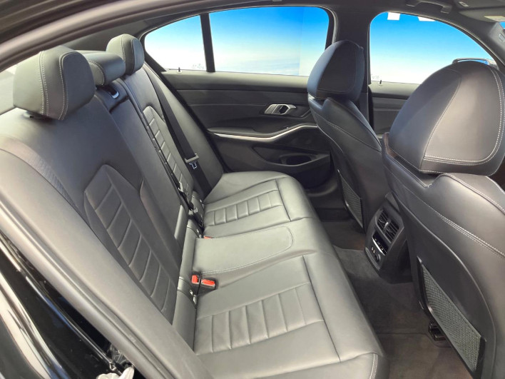 2020 BMW 3 Series 3BA-5F20 (UW-69ef58f11dc3d)[25]