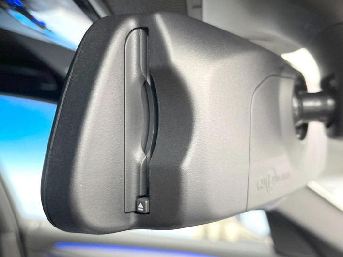 2020 BMW 5 Series 3DA-JF20 (UW-69ef58f27760b)[28]