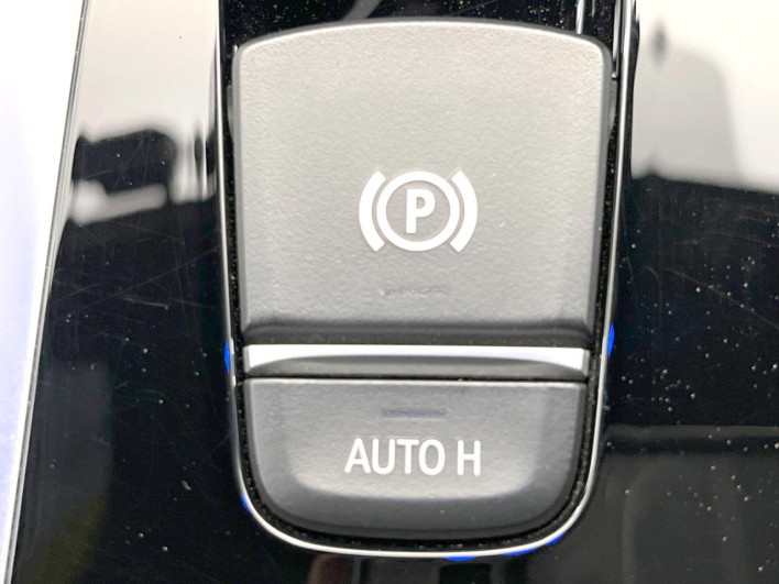 2020 BMW 5 Series 3DA-JF20 (UW-69ef58f27760b)[25]