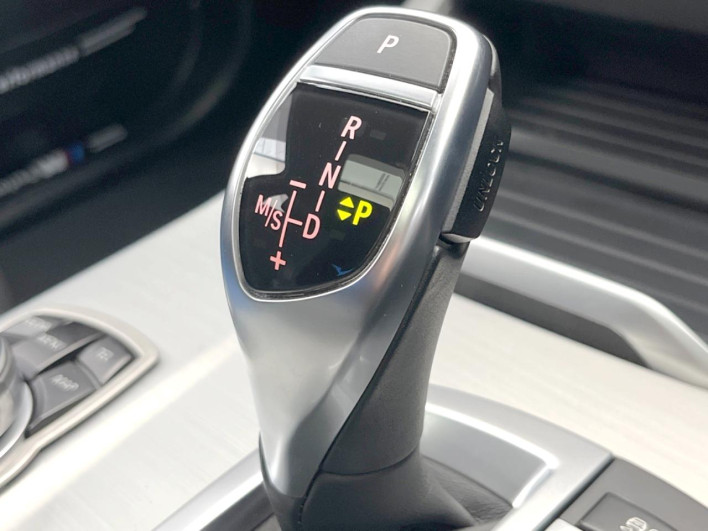 2016 BMW X4 DBA-XW20 (UW-69ef58f44173a)[26]